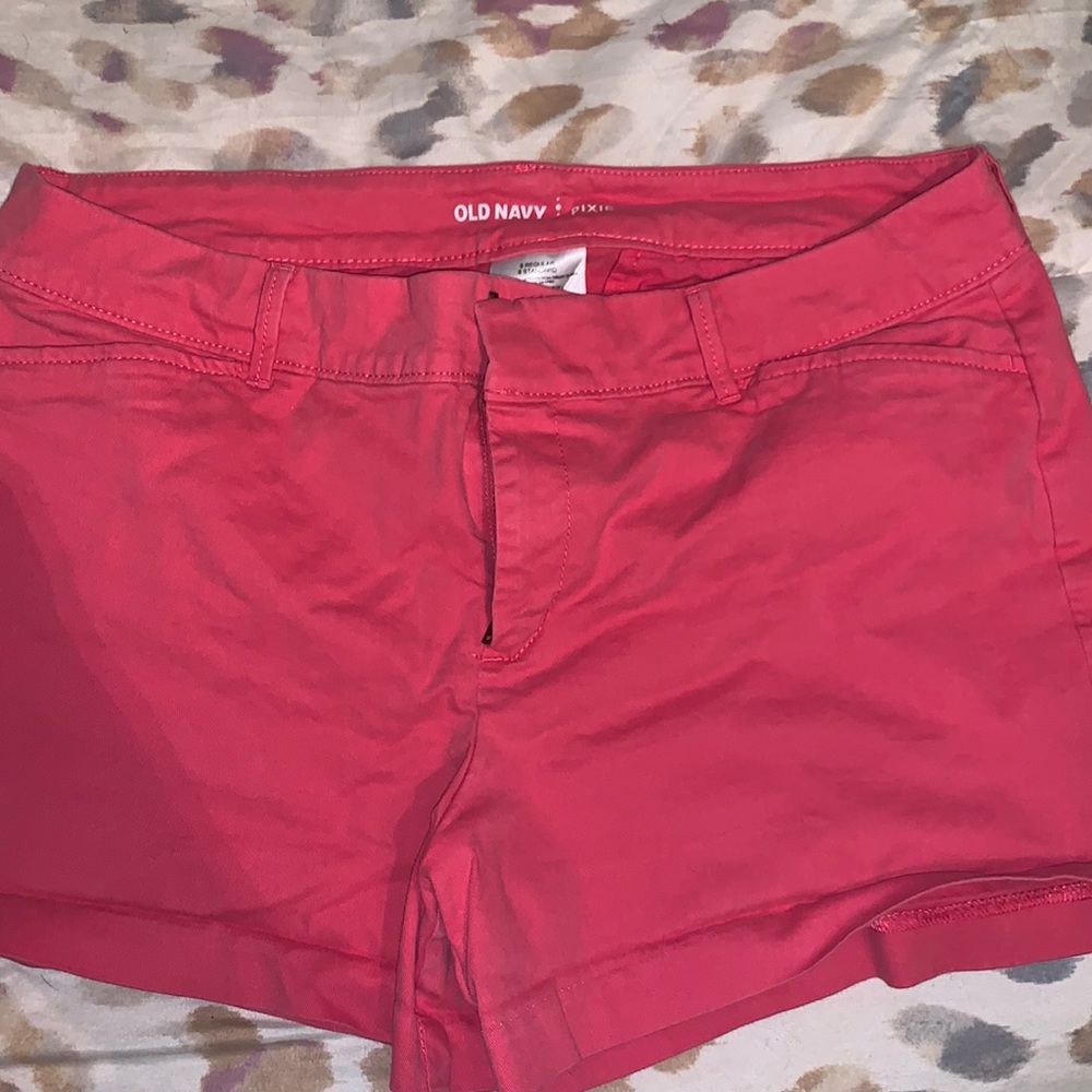 pink shorts